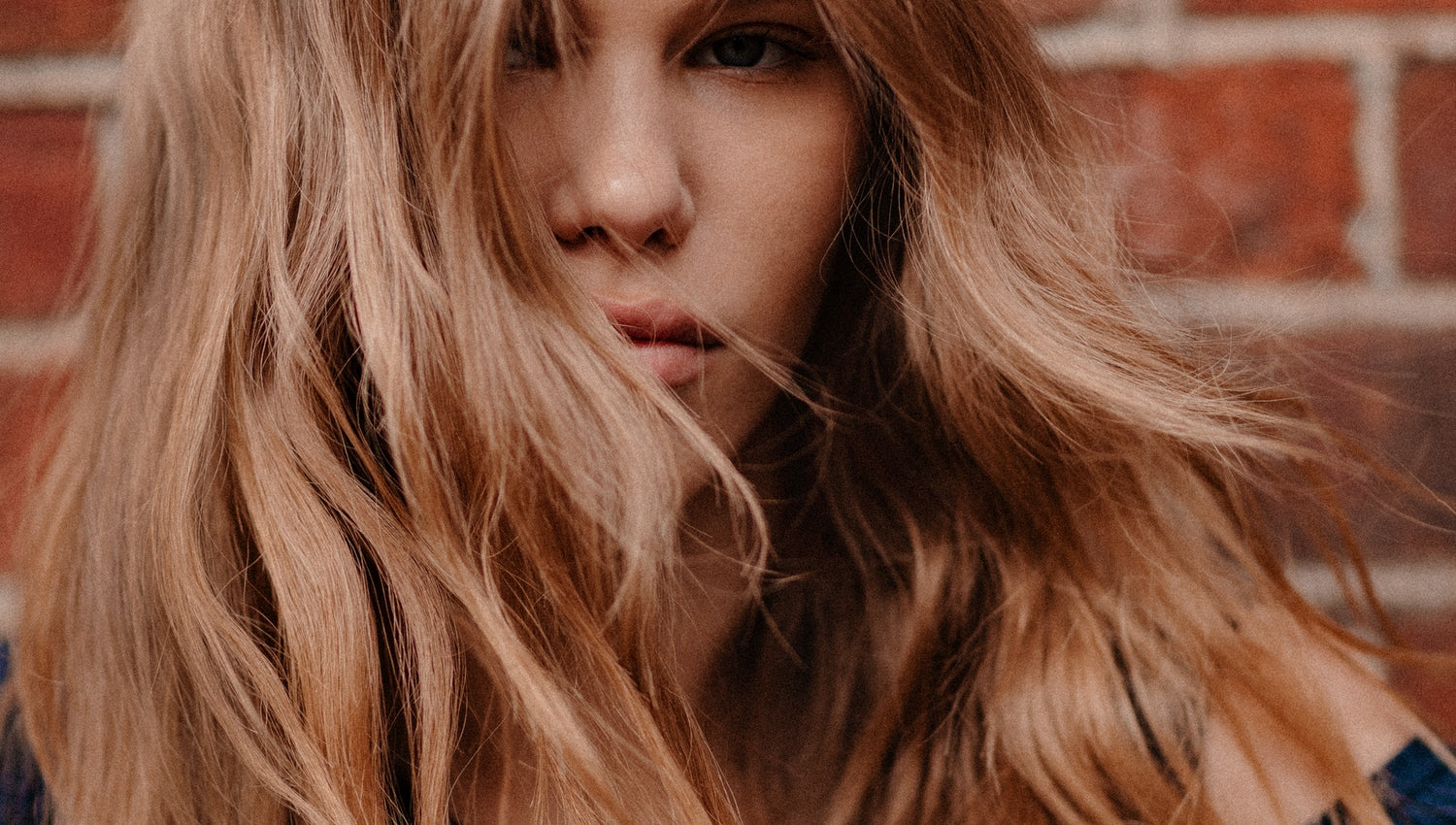 THE EASIEST HOLIDAY HAIR YOU'LL EVER TRY