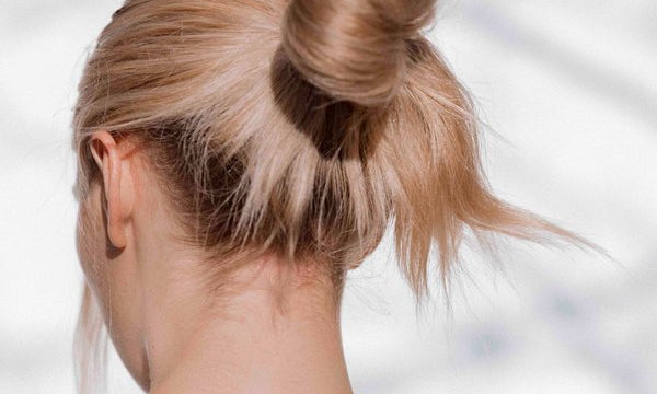 4 UNDER-A-MINUTE HACKS FOR GREAT WINTER HAIR