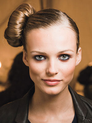Discover 83+ bun hairstyles for long face super hot - in.eteachers