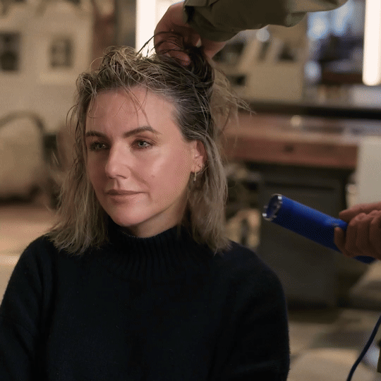 Great_hair_series_7c519e52-7134-4d84-89b2-a581e01900f8.gif