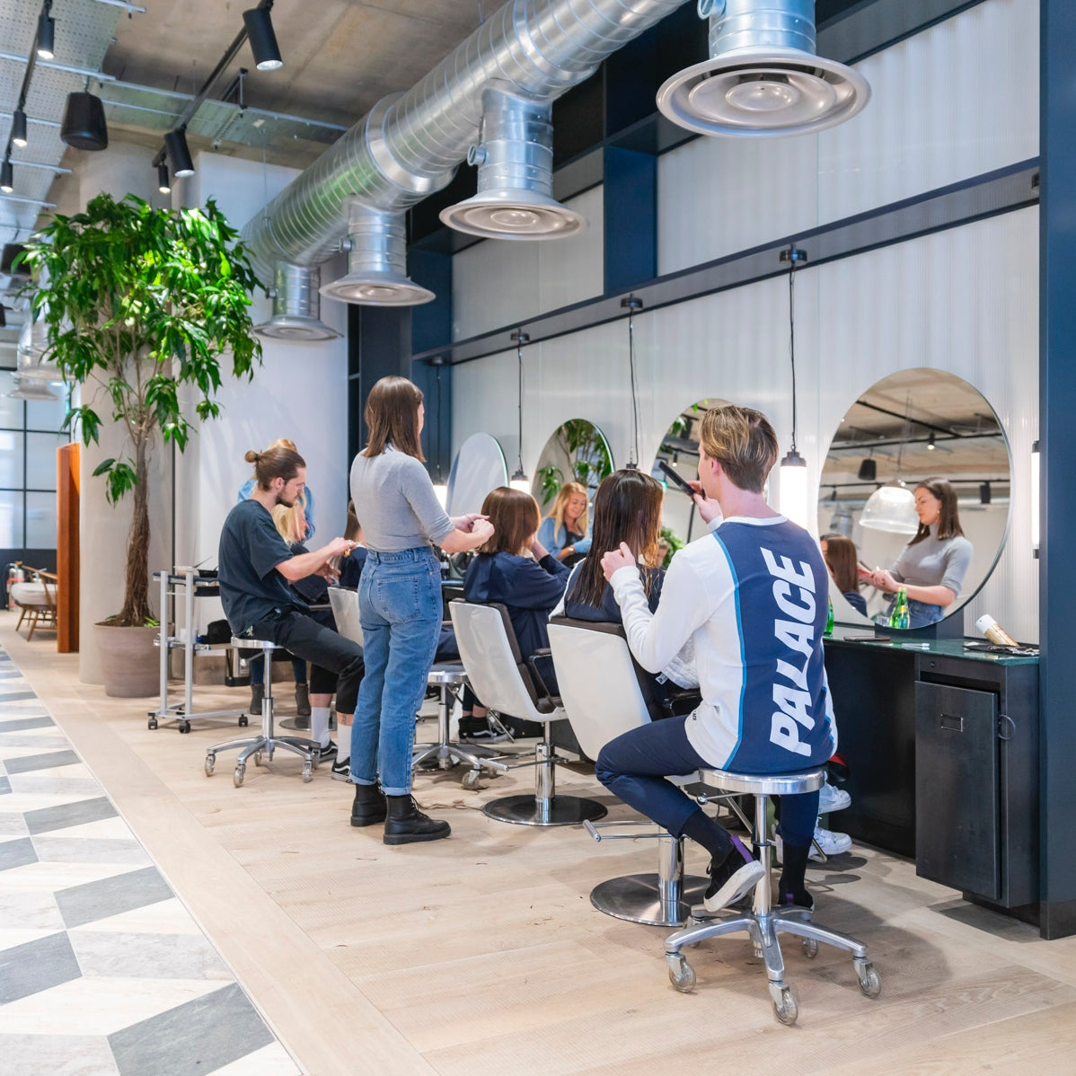 SALONS.jpg